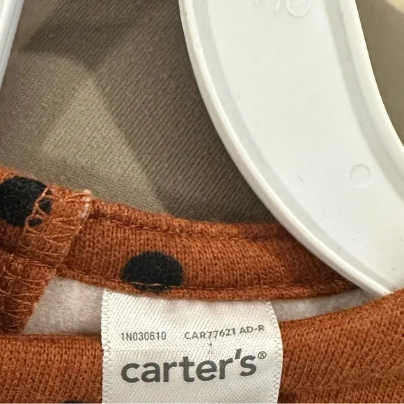 0437 NWT Carter's Baby Girl 2-piece Brown Set with Black Polka Dots - Picture 3 of 4